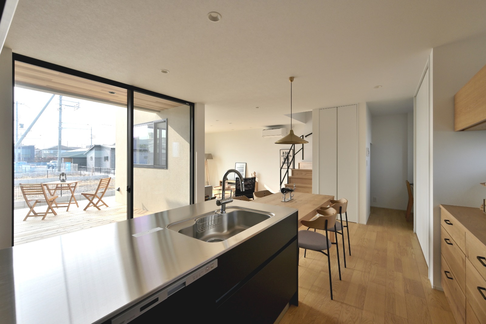 ビルトインガレージのある家